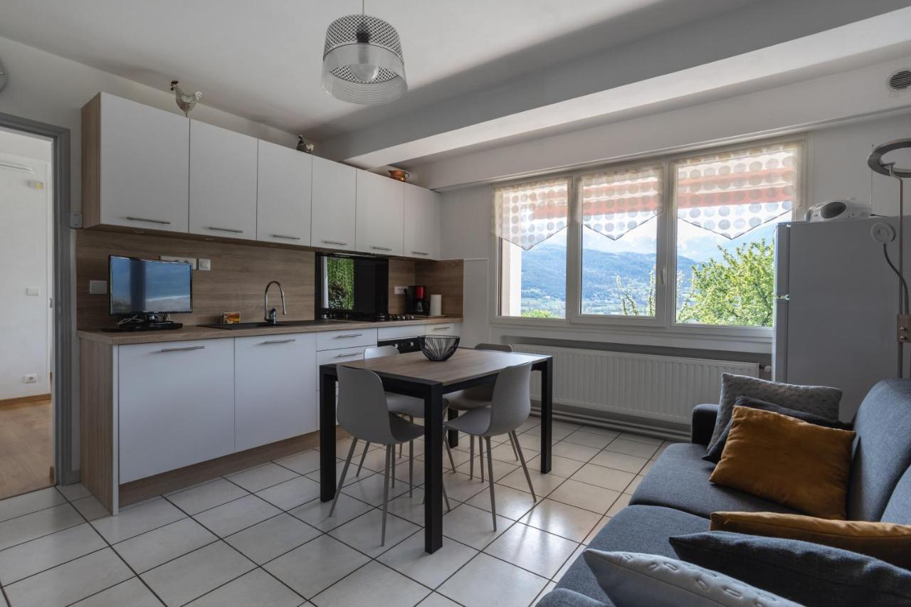 Vue Sur Les Montagnes Apartment Embrun Exterior photo